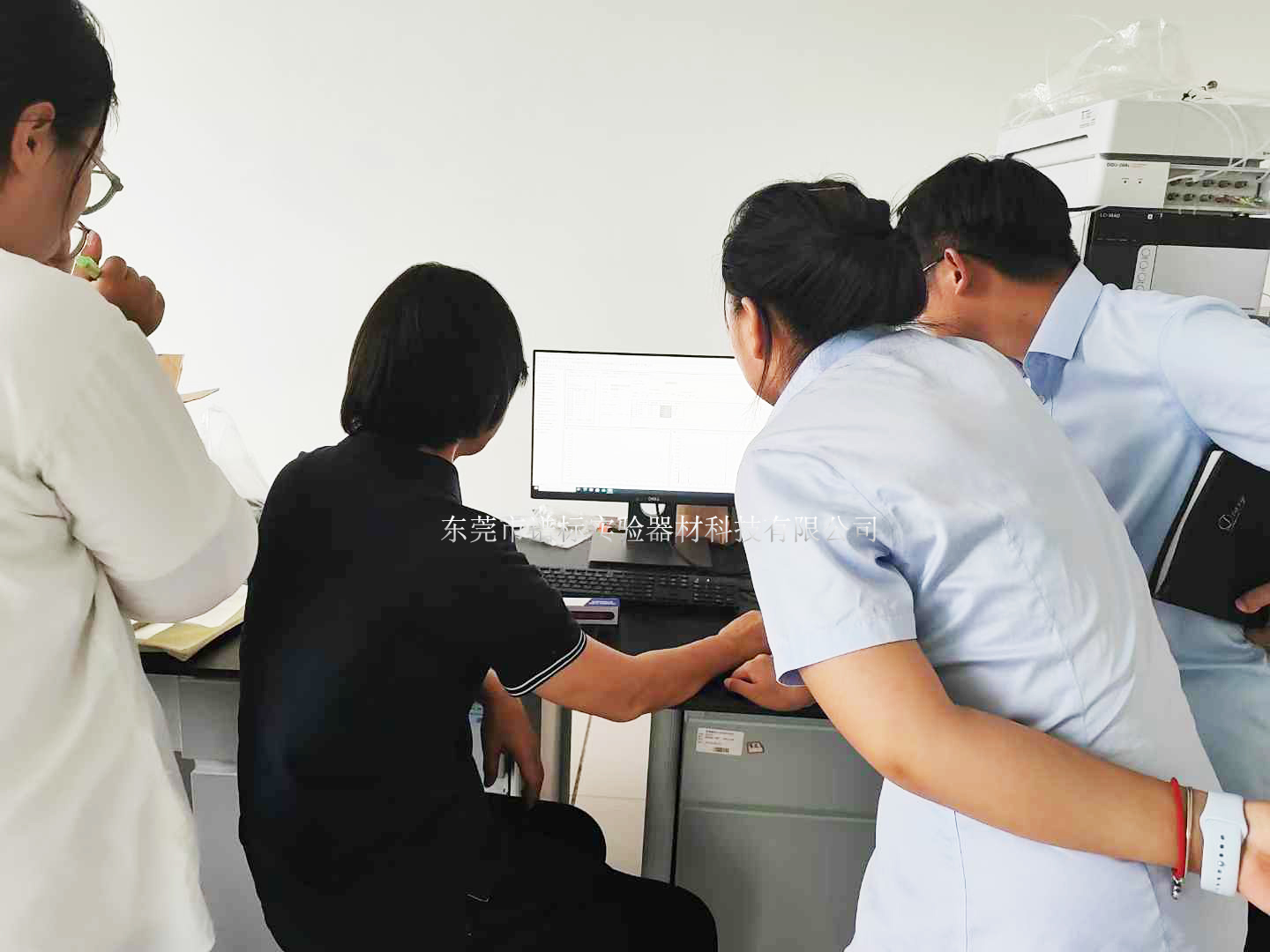 7月11日新疆司法鑒定用AB SCIEX LCMSMS 5500＋30A測(cè)試毛發(fā)，汗液，尿液等含量